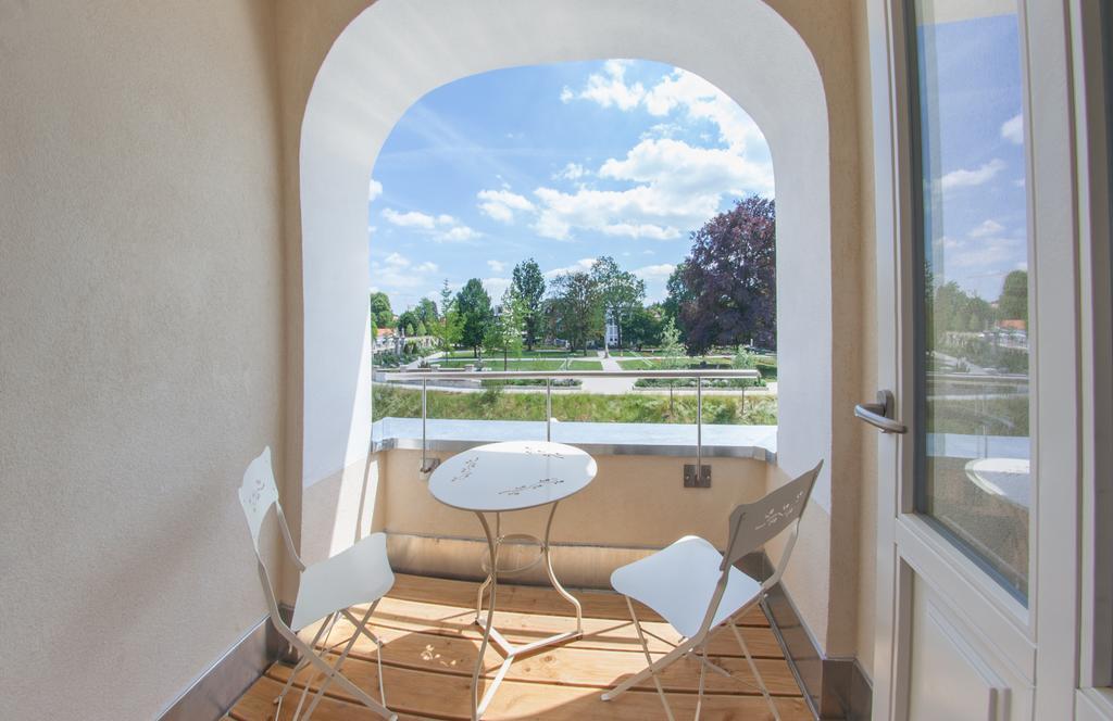 Villa Hirzel Schwaebisch Gmuend Екстер'єр фото